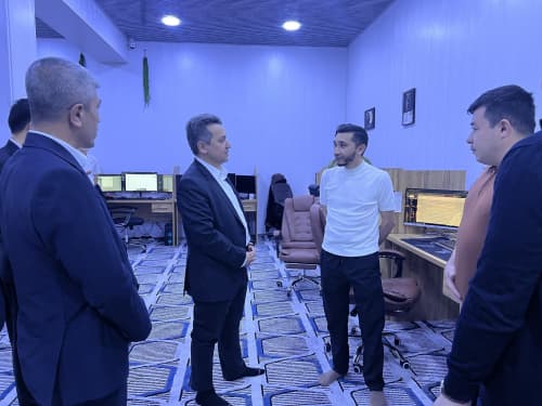 Samarqandda eksportga yo‘naltirilgan AT xizmatlar: “Fleet fly” faoliyati ko‘zdan kechirildi