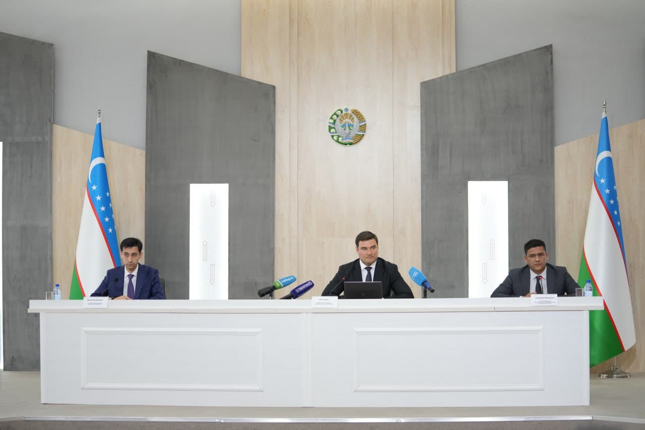 Raqamli texnologiyalar vazirligi tomonidan 2022-yilda olib borilgan ishlar tahlili yuzasidan matbuot anjumani bo‘lib o‘tdi