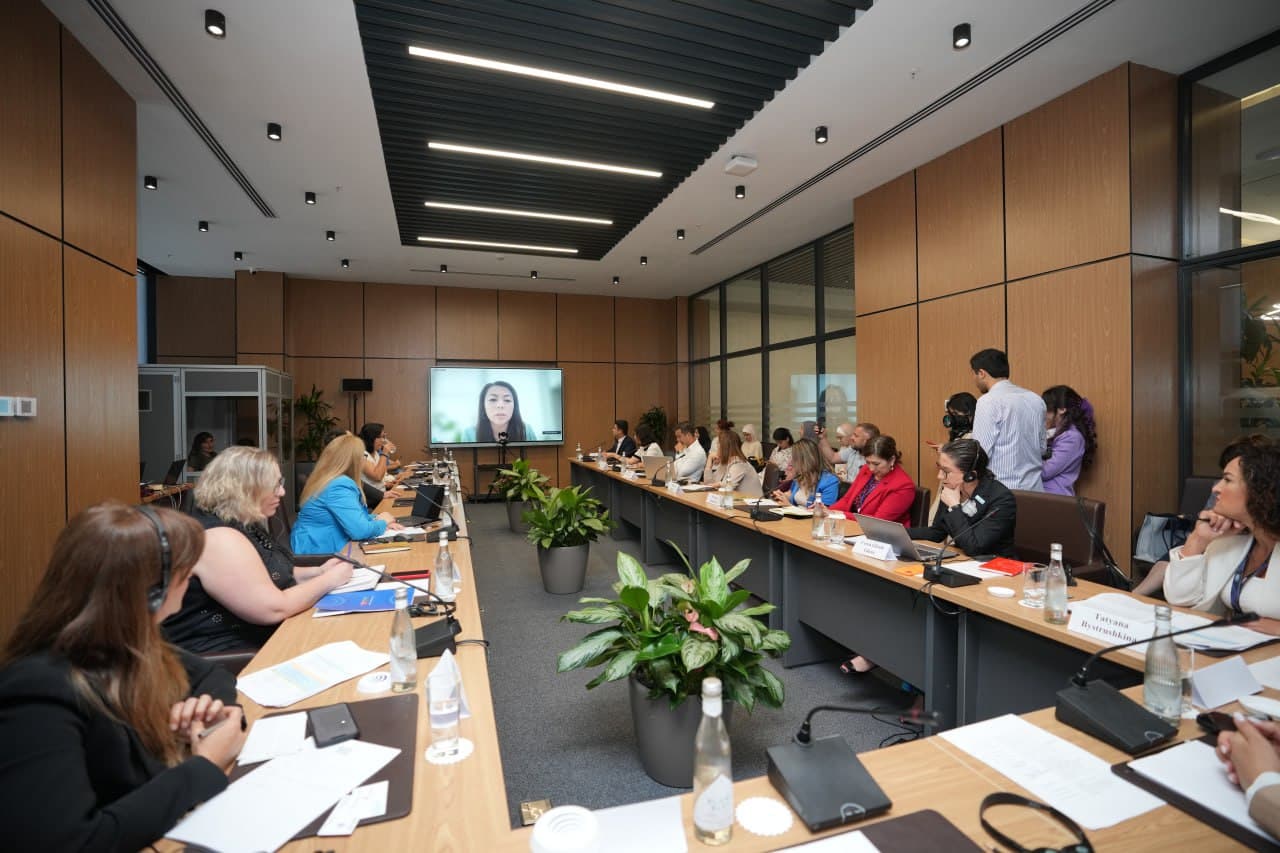 Women GAP in Tech davra suhbatida xotin-qizlarni IT sohasiga jalb qilish, qo‘llab quvvatlash va ularga davlat tomonidan amalga oshirilayotgan ishlar muhokama qilindi