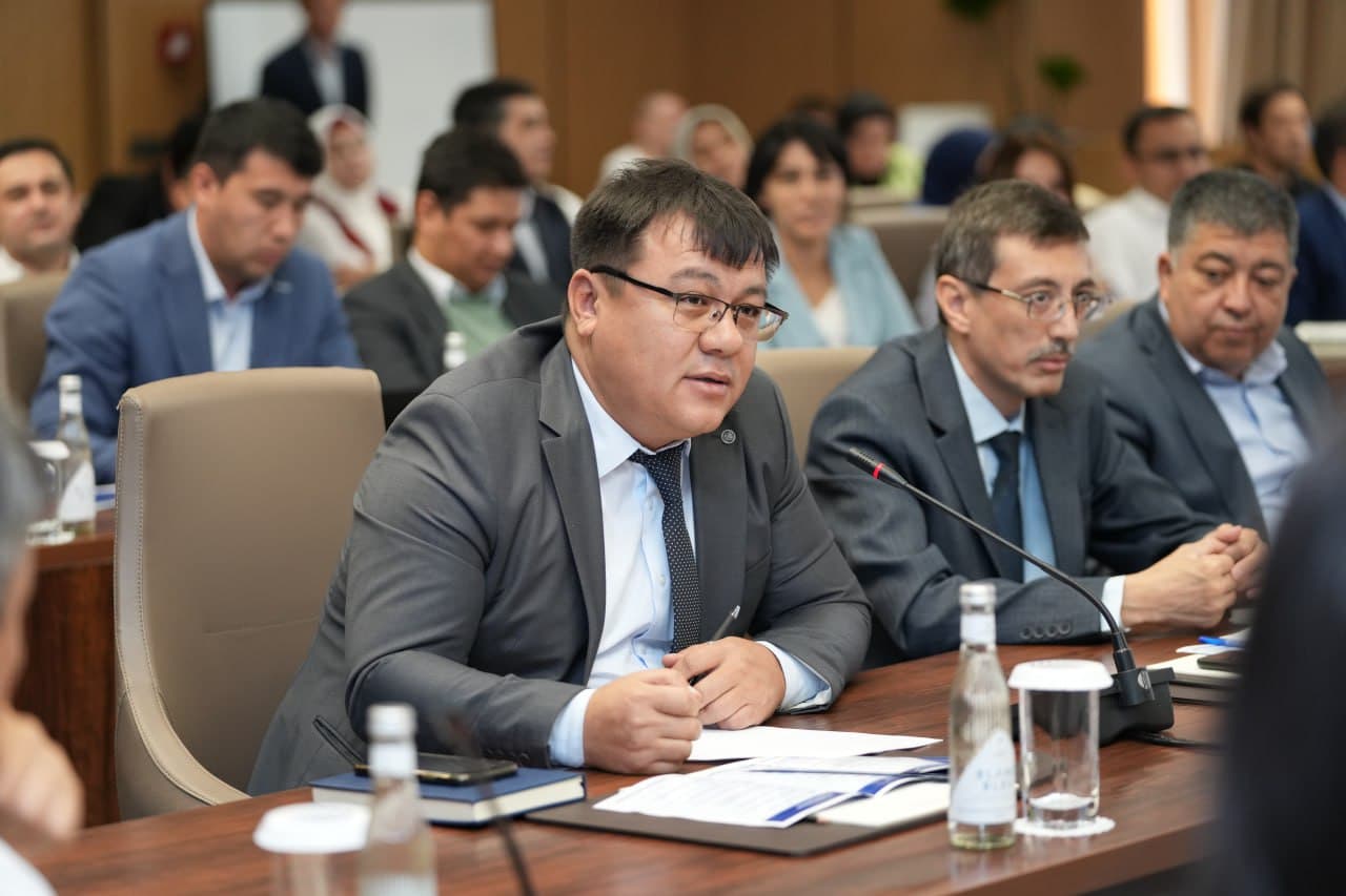 Yangi tahrirdagi O‘zbekiston Respublikasi Konstitutsiyasi mazmun-mohiyatiga bag‘ishlangan o‘quv seminari tashkil etildi