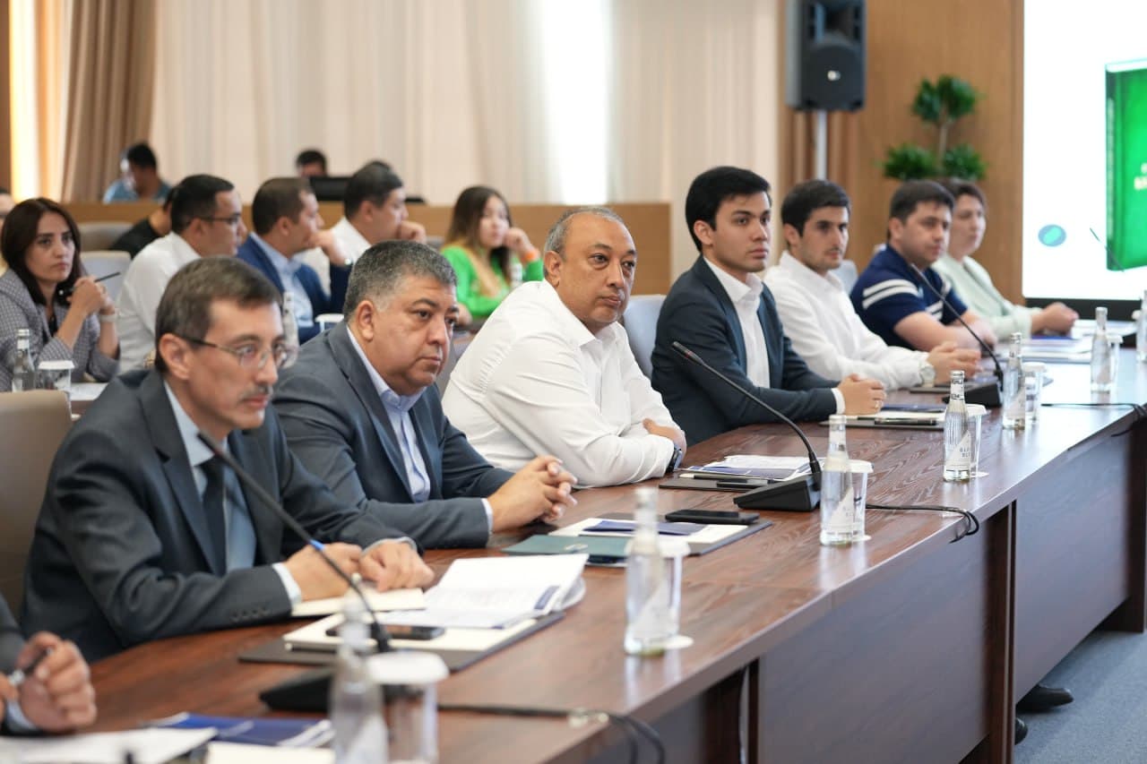 Yangi tahrirdagi O‘zbekiston Respublikasi Konstitutsiyasi mazmun-mohiyatiga bag‘ishlangan o‘quv seminari tashkil etildi