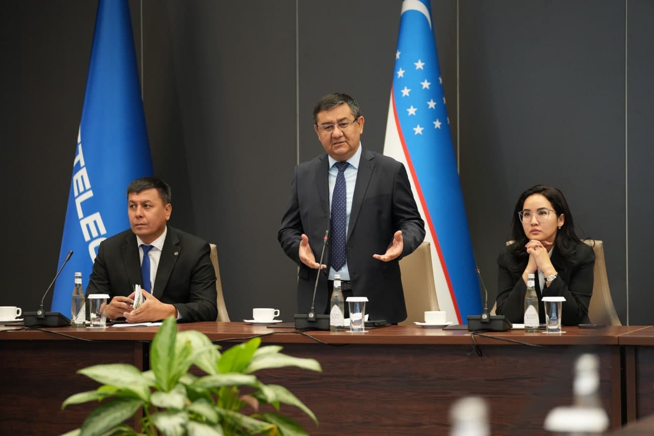 Yangi tahrirdagi O‘zbekiston Respublikasi Konstitutsiyasi mazmun-mohiyatiga bag‘ishlangan o‘quv seminari tashkil etildi