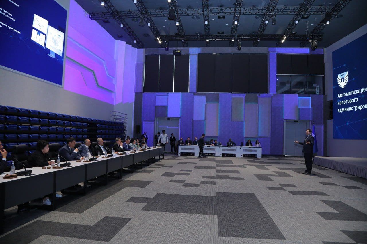 Qirg‘iz Respublikasi Jogorku Keneshi Torag‘asi IT Park Uzbekistan majmuasiga tashrif buyurib, uning faoliyati bilan tanishdi