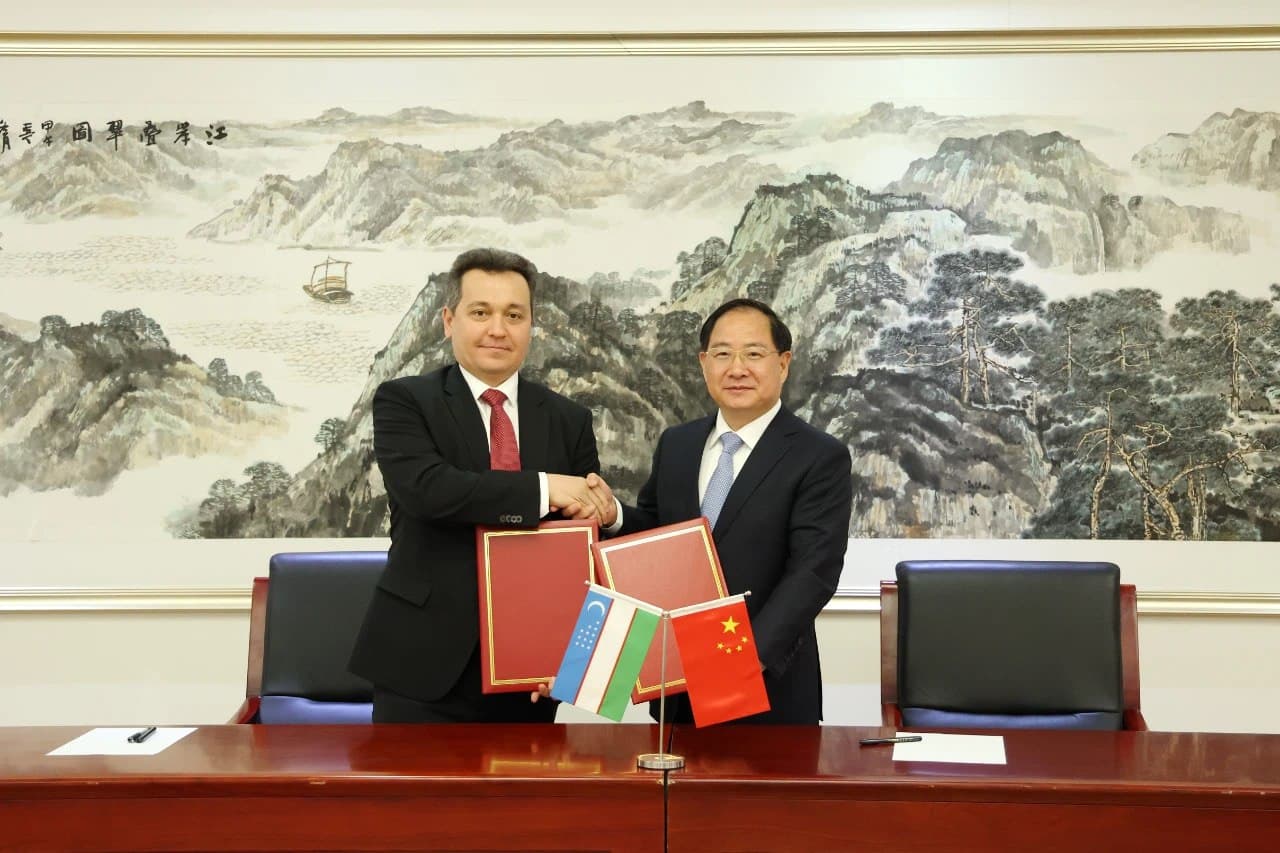 Raqamli texnologiyalar vazirligi hamda Xitoy Xalq Respublikasi Sanoat va axborot texnologiyalari vazirligi o‘rtasida hamkorlik memorandumi imzolandi