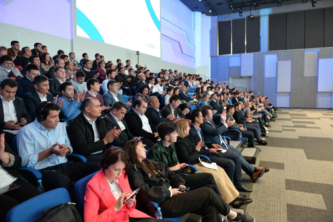 As part of the week's program, a World Bank-organized forum centered on the subject of "Strategies for Achieving Success in Uzbekistan's E-commerce Market" took place