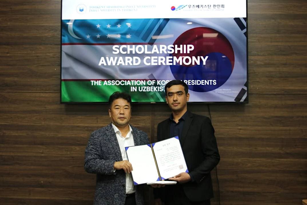 IUT students received scholarships