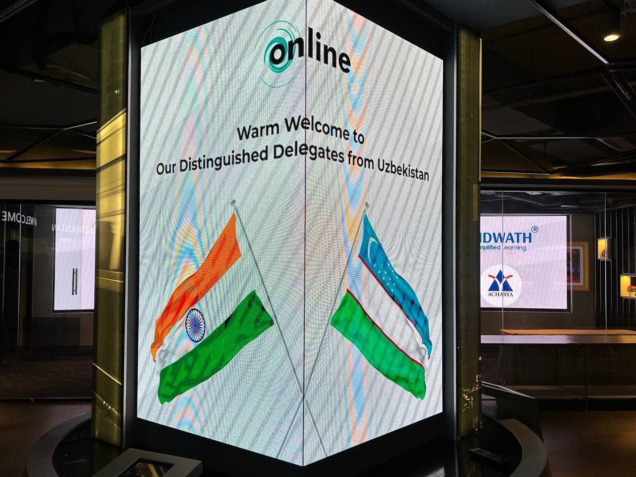 Hindistonga tashrif doirasida bir nechta memorandumlar imzolandi