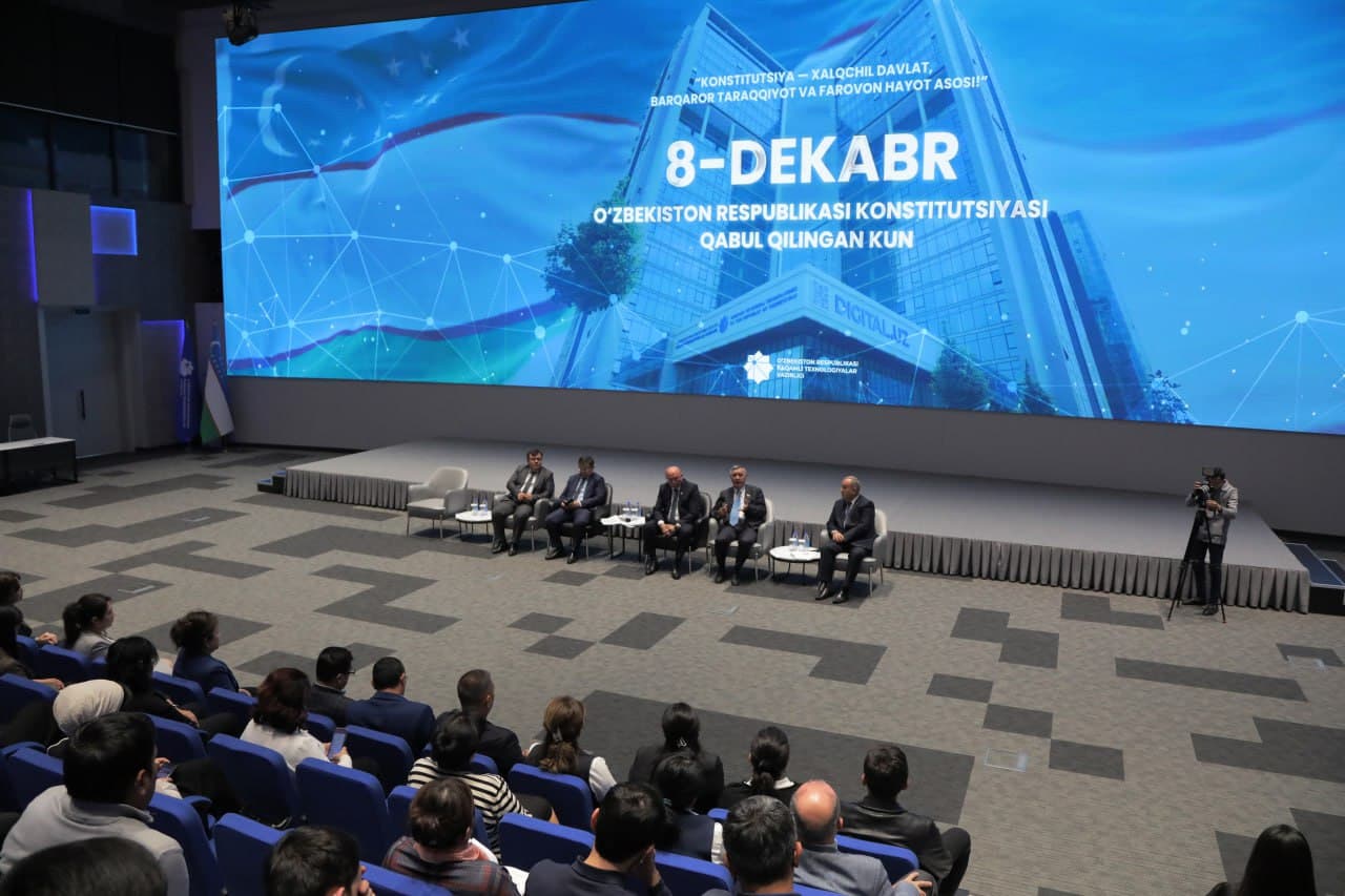 8-dekabr – O‘zbekiston Respublikasi Konstitutsiyasi qabul qilingan kun munosabati bilan davra suhbati tashkil etildi