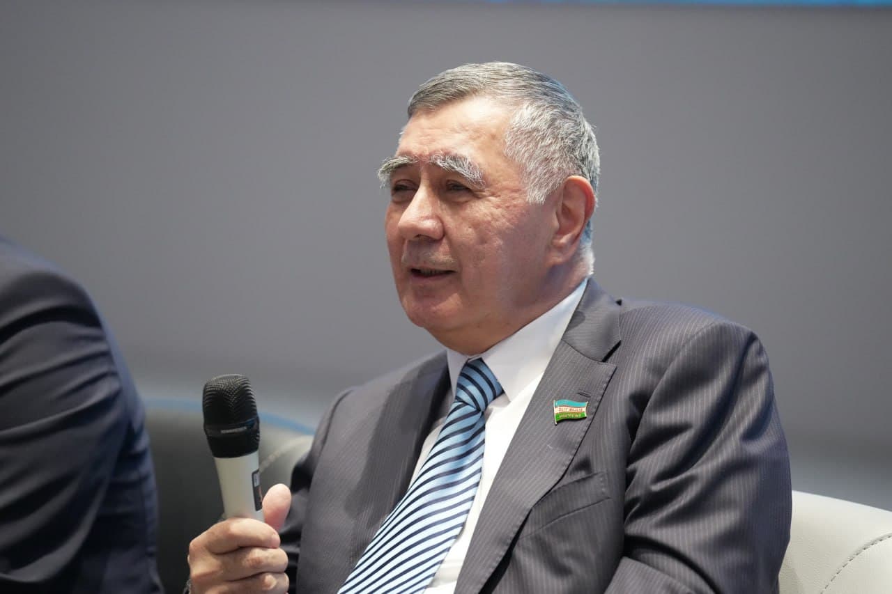 8-dekabr – O‘zbekiston Respublikasi Konstitutsiyasi qabul qilingan kun munosabati bilan davra suhbati tashkil etildi