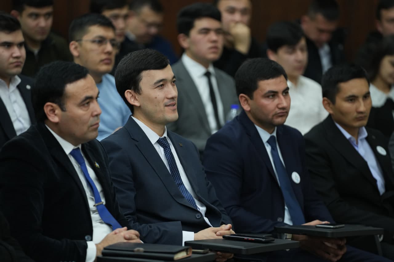 “O‘zbekistonda ma’lumotlar ilmi fani – “Data science” o‘quv kursini rivojlantirish istiqbollari” mavzusida ilmiy-amaliy seminar o‘tkazildi