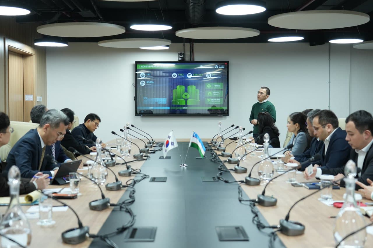 Janubiy Koreya kompaniyalari bilan IT taʼlimni rivojlantirish sohasida hamkorlik masalalari muhokama qilindi