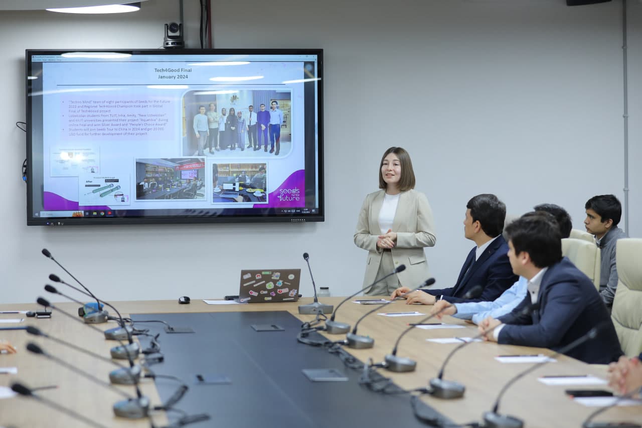 “Huawei Tech4Good global” tanlovida “Silver Award”ni qo‘lga kiritgan talabalar taqdirlandi