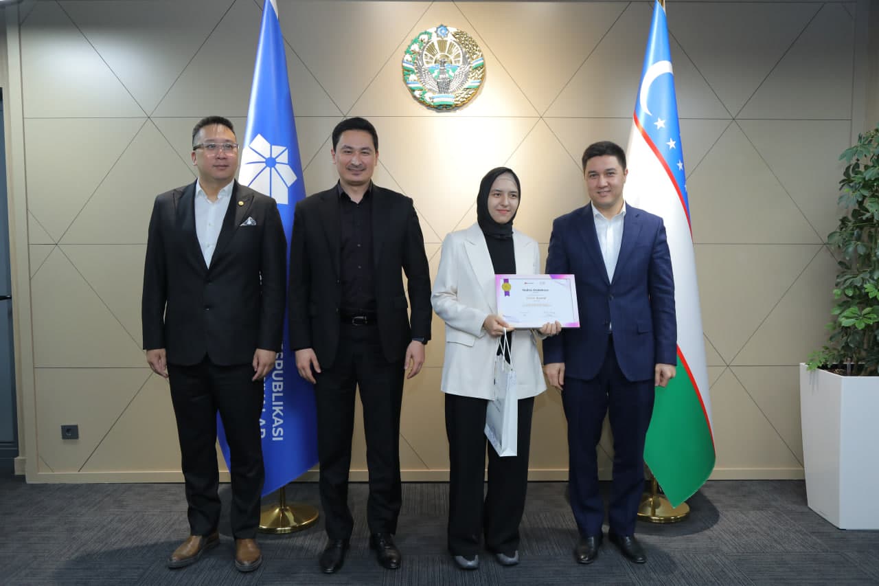 “Huawei Tech4Good global” tanlovida “Silver Award”ni qo‘lga kiritgan talabalar taqdirlandi