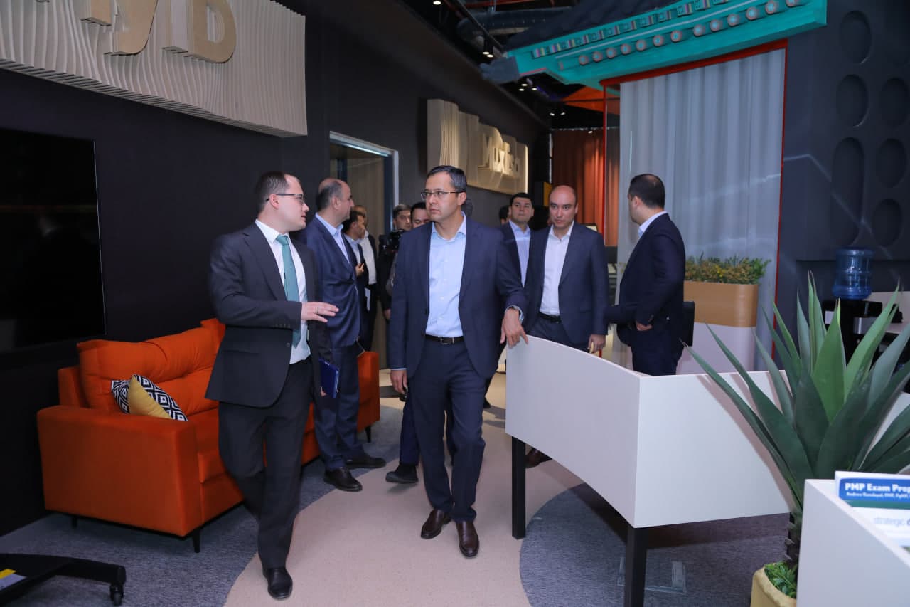 Yetakchi banklar rahbarlari bilan venchur va startap ekotizimini rivojlantirish bo‘yicha hamkorlikni yo‘lga qo‘yish va tizimli ravishda startaplar asoschilari bilan uchrashuvlar o‘tkazib borish kelishildi