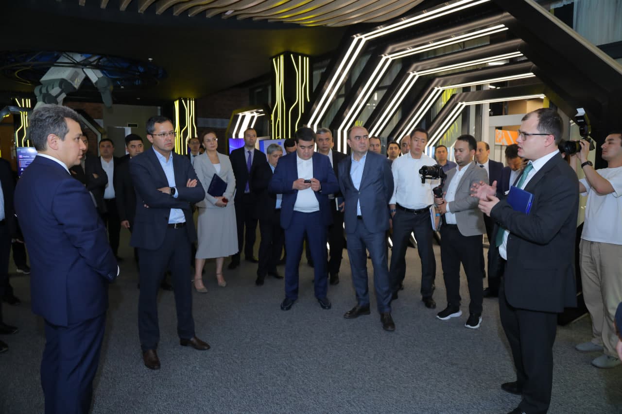 Yetakchi banklar rahbarlari bilan venchur va startap ekotizimini rivojlantirish bo‘yicha hamkorlikni yo‘lga qo‘yish va tizimli ravishda startaplar asoschilari bilan uchrashuvlar o‘tkazib borish kelishildi