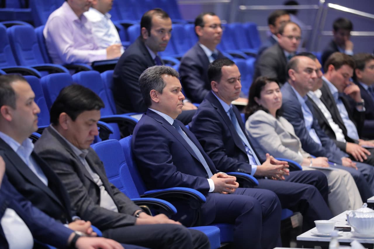 Yetakchi banklar rahbarlari bilan venchur va startap ekotizimini rivojlantirish bo‘yicha hamkorlikni yo‘lga qo‘yish va tizimli ravishda startaplar asoschilari bilan uchrashuvlar o‘tkazib borish kelishildi