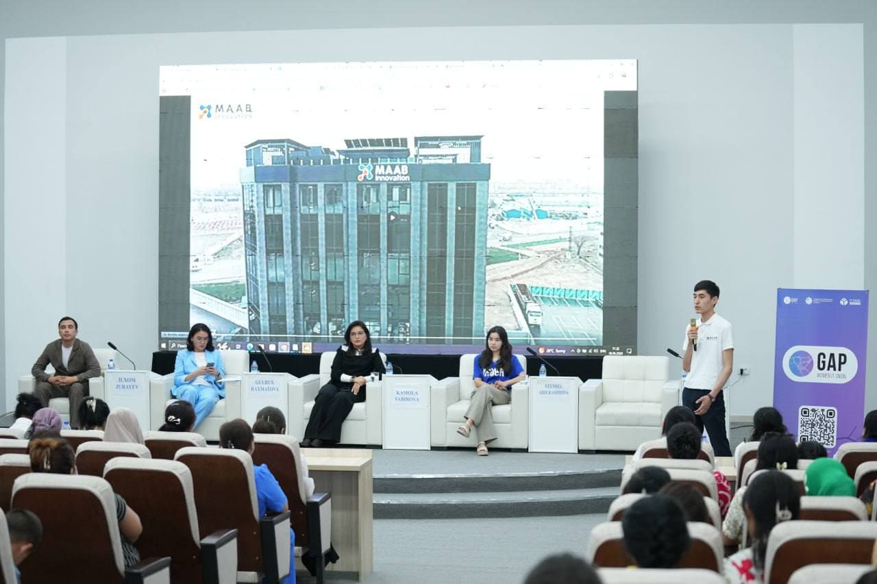 IT sohasida xotin-qizlarning rolini oshirish maqsadida Oqqo‘rg‘on tumanida “Gap” ayollar IT-klubining navbatdagi uchrashuvi tashkil etildi