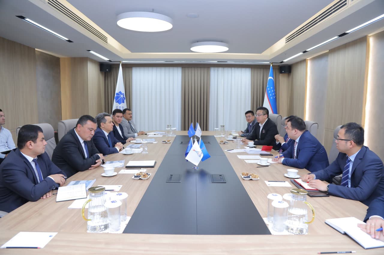 Huawei ME&CA prezidenti bilan raqamlashtirish, qo‘shma ta’lim dasturlarini amalga oshirish masalalari muhokama qilind