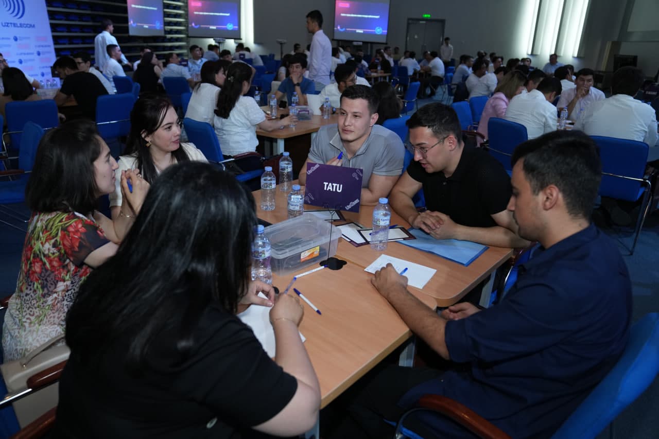 Vazirlik va tizim tashkilotlari o‘rtasida “UzQuiz” intellektual musobaqasi tashkil etildi