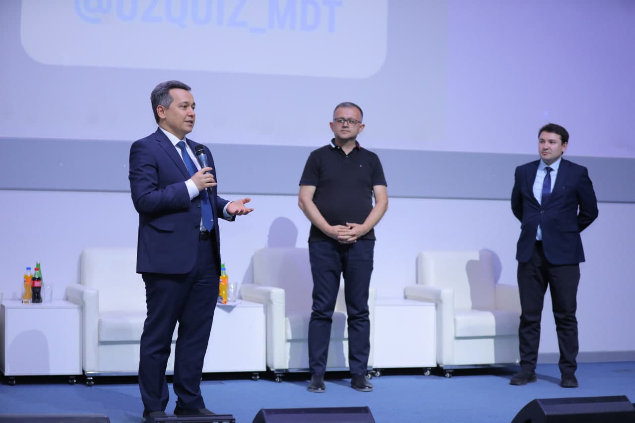 Vazirlik va tizim tashkilotlari o‘rtasida “UzQuiz” intellektual musobaqasi tashkil etildi