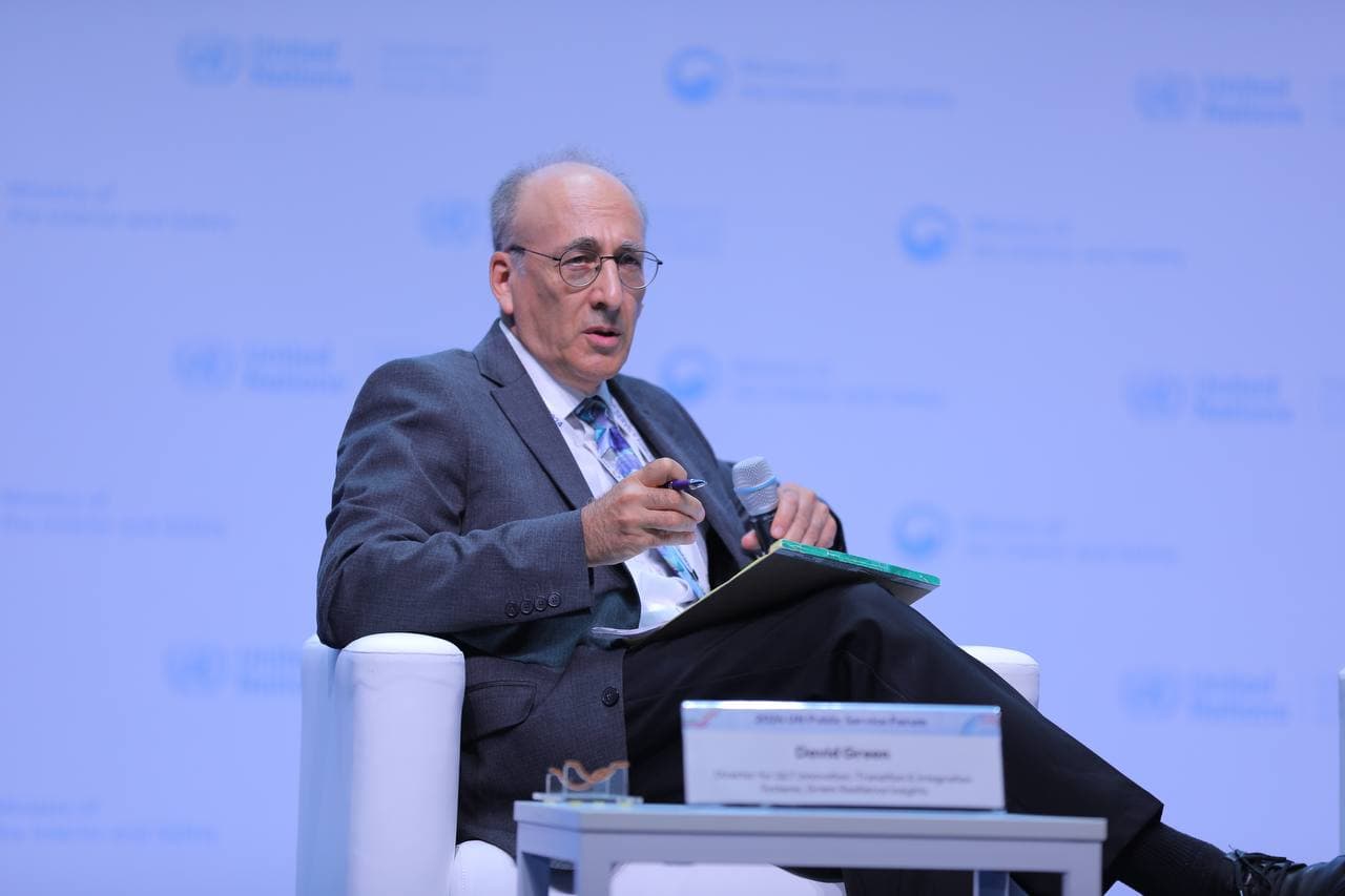 Vazir panel sessiyasida hukumatni raqamli transformatsiya qilish borasida amalga oshirilayotgan ishlar, O‘zbekistonda sun’iy intellektning muhimligi borasida fikrlari bilan o‘rtoqlashdi