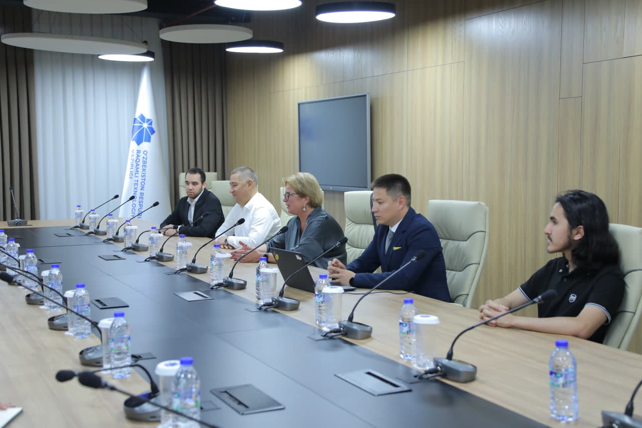 O‘zbekiston raqamli yetakchilik yo‘lida: IT Park va “Ernst & Young” kompaniyasi “Enterprise Uzbekistan”ni rivojlantirish bo‘yicha kelishuv imzoladi