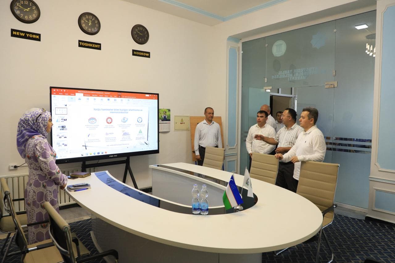 Vazir TATU Farg‘ona filiali faoliyati bilan tanishdi hamda ta’lim sifatini yanada oshirish bo‘yicha mas’ullarga topshiriqlar berdi