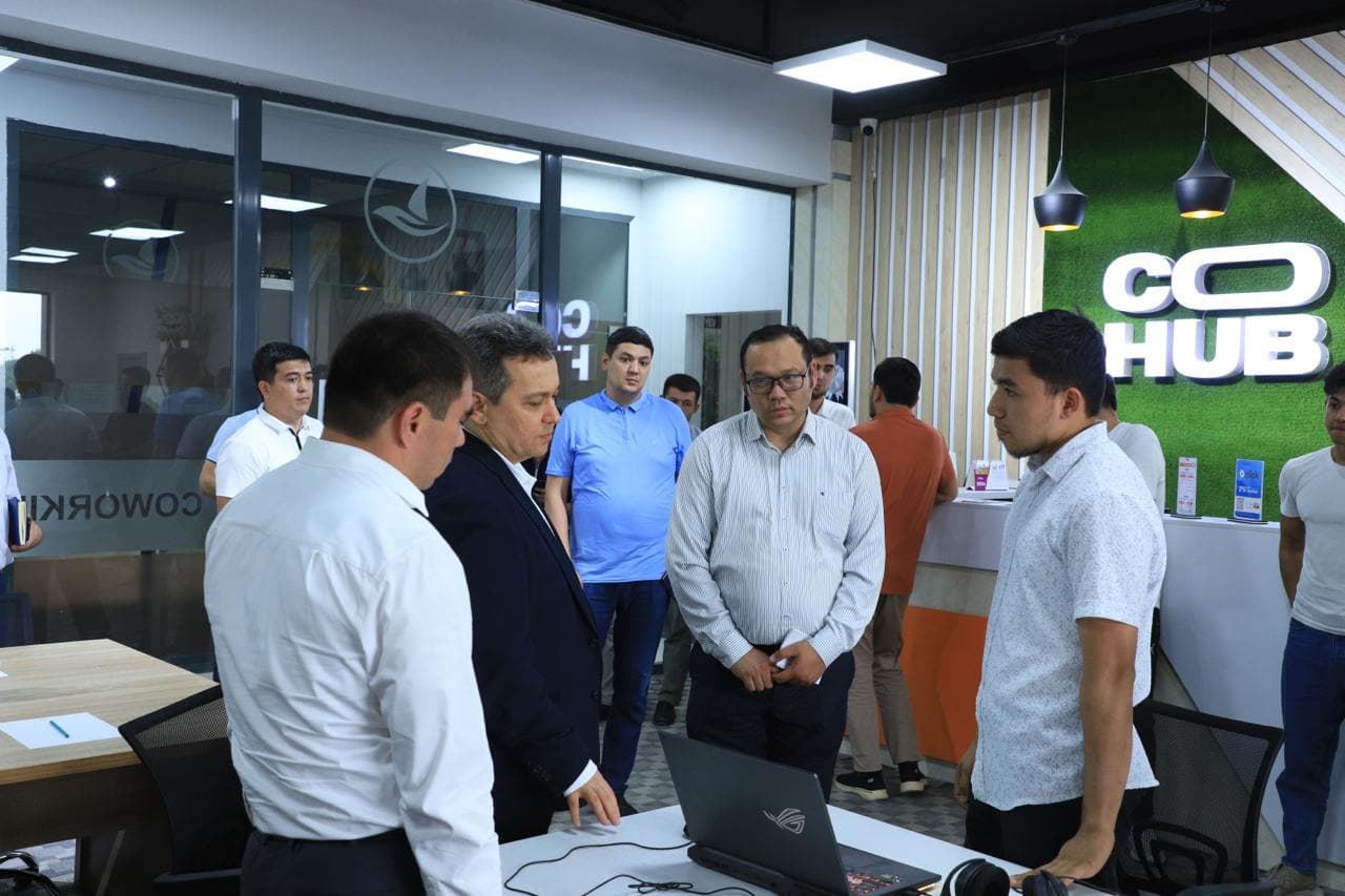 Farg‘onalik frilanserlar bilan ushbu yo‘nalishda ko‘proq yoshlarning daromadlarini oshirish imkoniyatlari haqida fikr almashildi