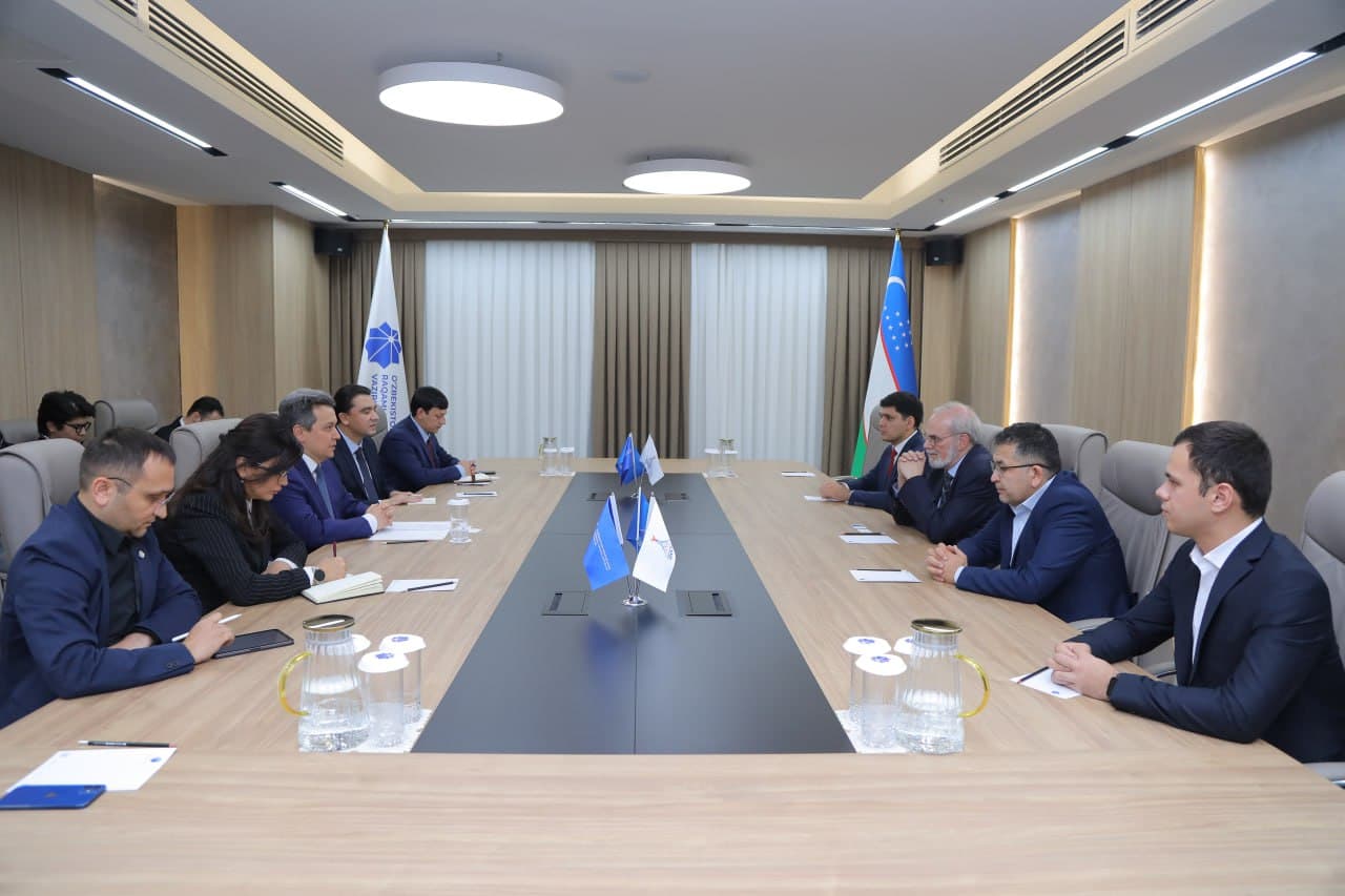 Minister of Digital Technologies and MIT Vice President Discuss Strengthening Cooperation in IT Education and Digital Technologies