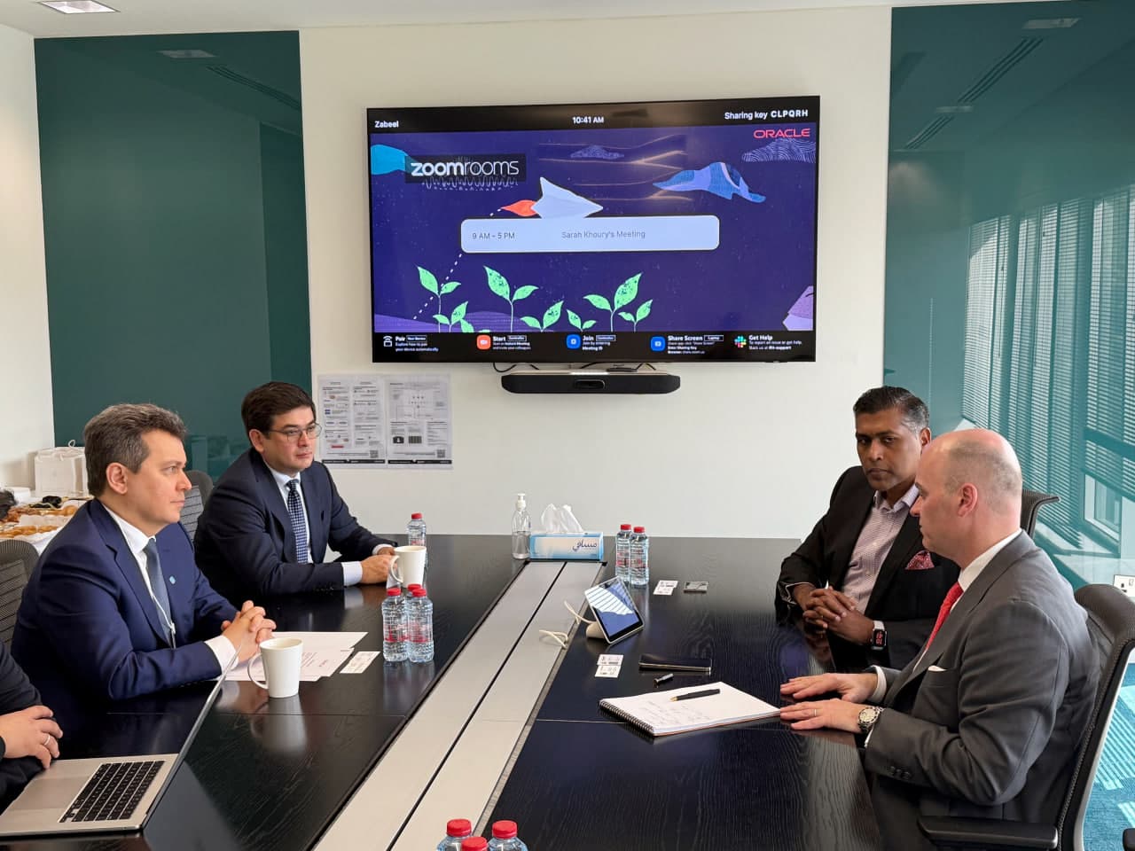 O‘zbekiston Oracle kompaniyasiga MDH va Markaziy Osiyoda biznesni kengaytirish imkoniyatlarini namoyish etdi