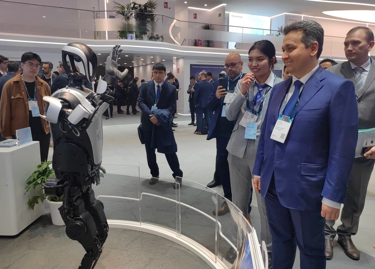 Jahon Mobil Kongressida O‘zbekiston aloqa sohasi mutaxassislari ilg‘or tajribalarni o‘rganmoqda