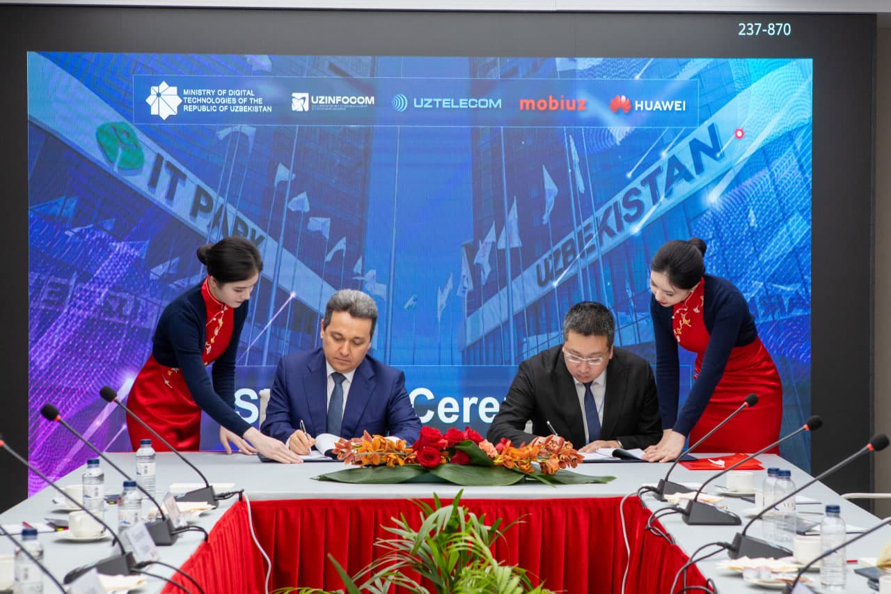 “MWC Barcelona – 2025”: Huawei rahbariyati bilan hamkorlikni yanada rivojlantirish maqsadida memorandumlar imzolandi