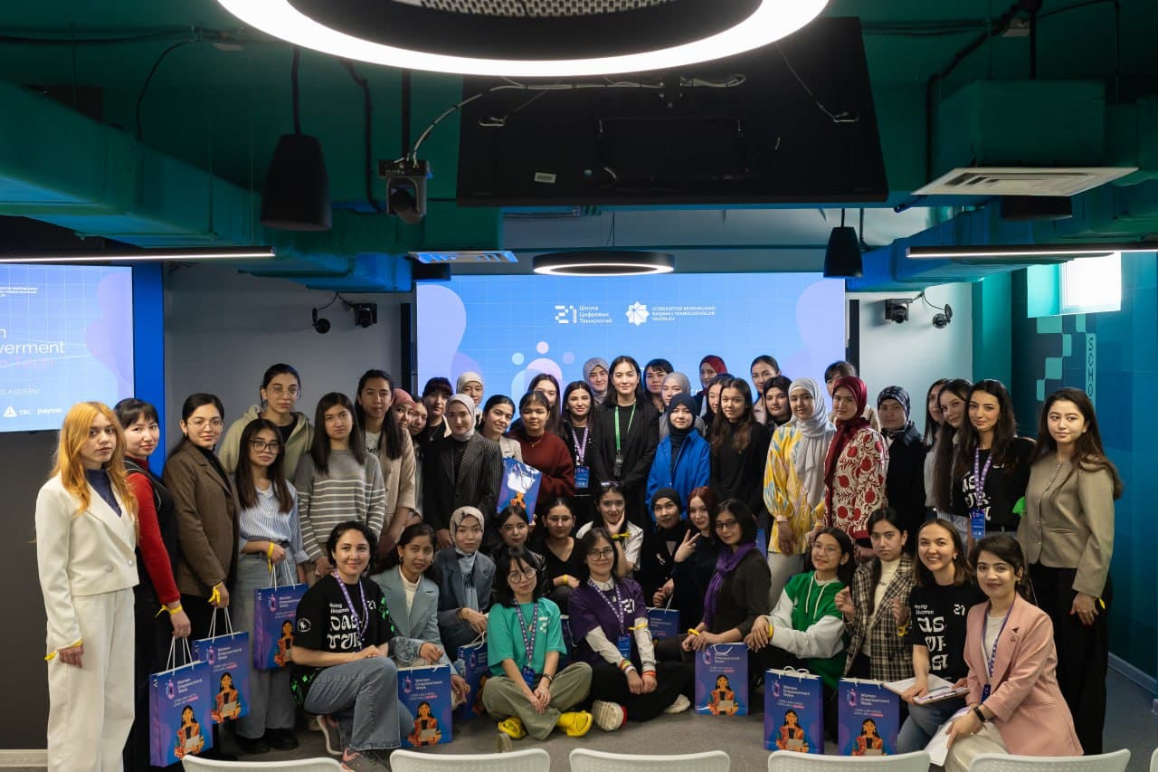 School 21 da IT sohasida xotin-qizlarni qo‘llab-quvvatlash va raqamli ko‘nikmalarini rivojlantirishga qaratilgan Women Empowerment Week in Tech loyihasi boshlandi