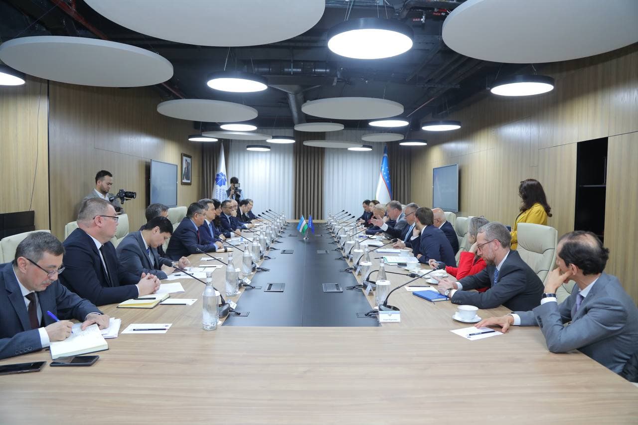 Raqamli texnologiyalar vaziri raqamlashtirish va telekommunikatsiya yo‘nalishlarida hamkorlik bo‘yicha Yevropa komissari bilan uchrashuv o‘tkazdi