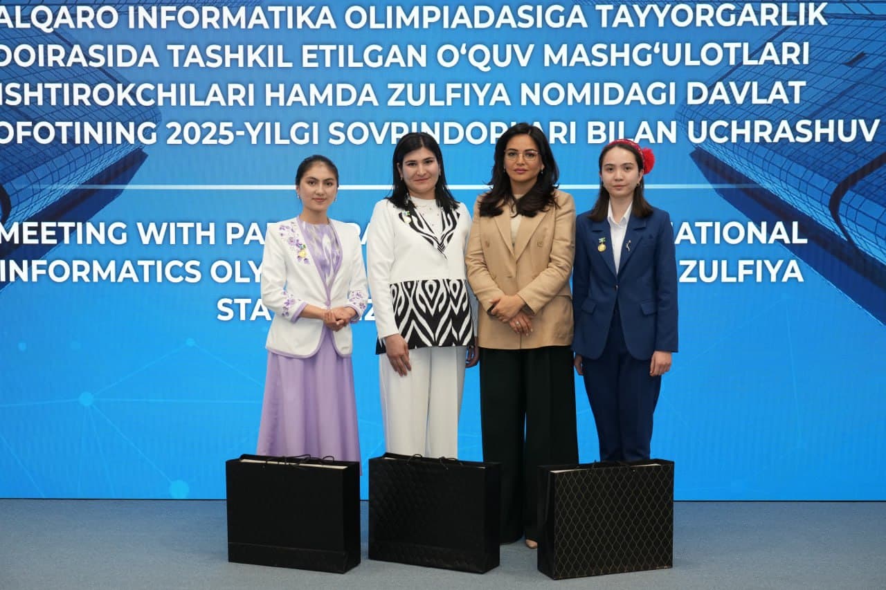 Xalqaro informatika olimpiadasiga tayyorgarlik to'g'risida tashkil etilgan o‘quv mashg‘ulotlari ishtirokchilari va Zulfiya nomidagi Davlat mukofotining 2025-yilgi sovrindorlari bilan uchrashuv o‘tkazildi