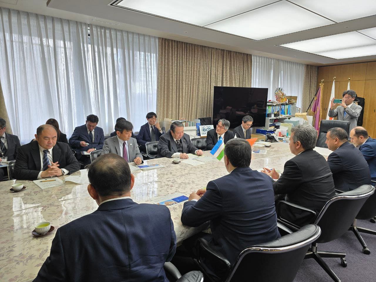 More comprehensive cooperation with the Ministry of Internal Affairs and Communications in Japan was discussed