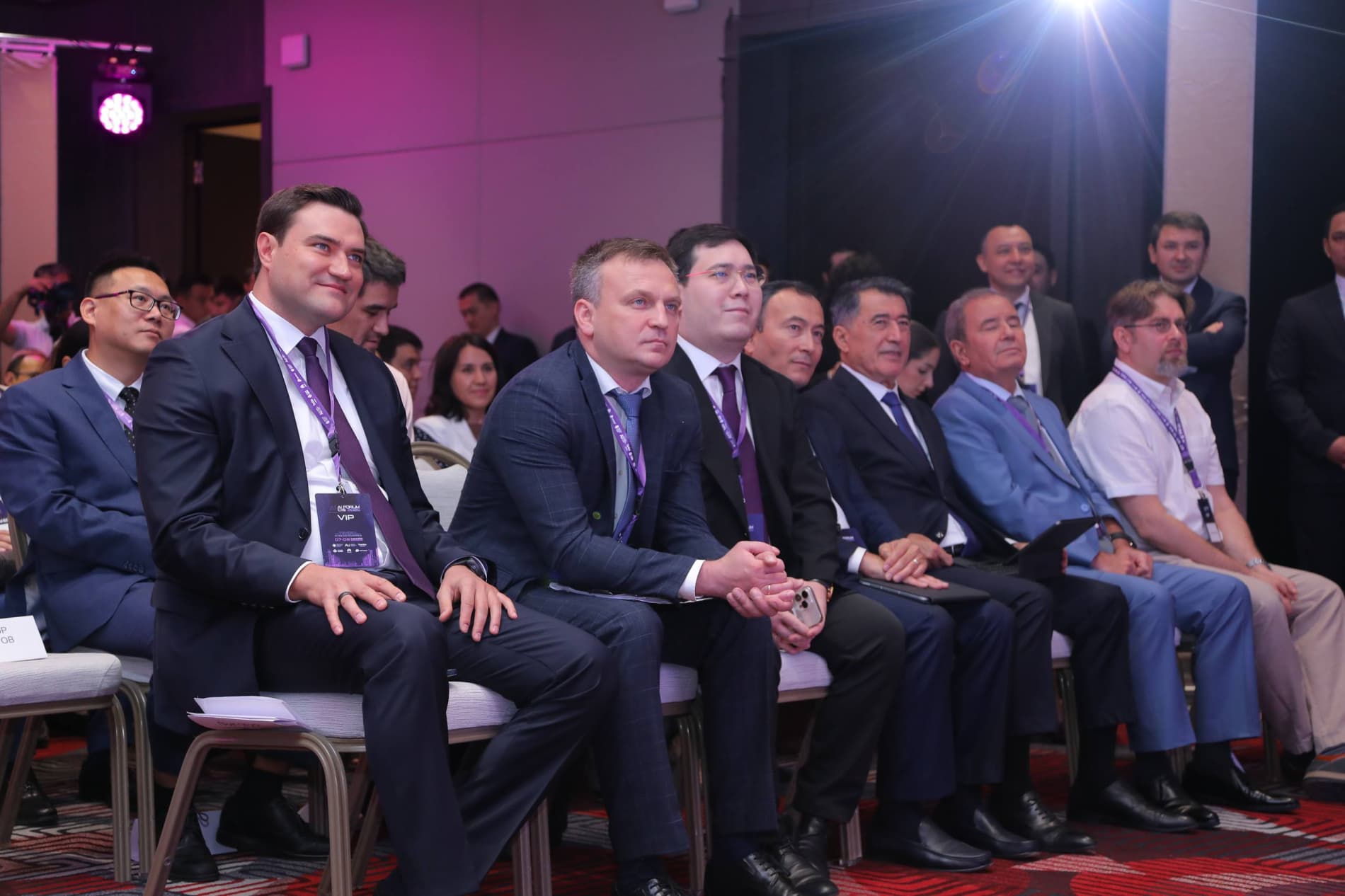 Samarqanddagi sun’iy intellekt bo‘yicha xalqaro forumda muhim sessiyalar bo‘lib o‘tmoqda