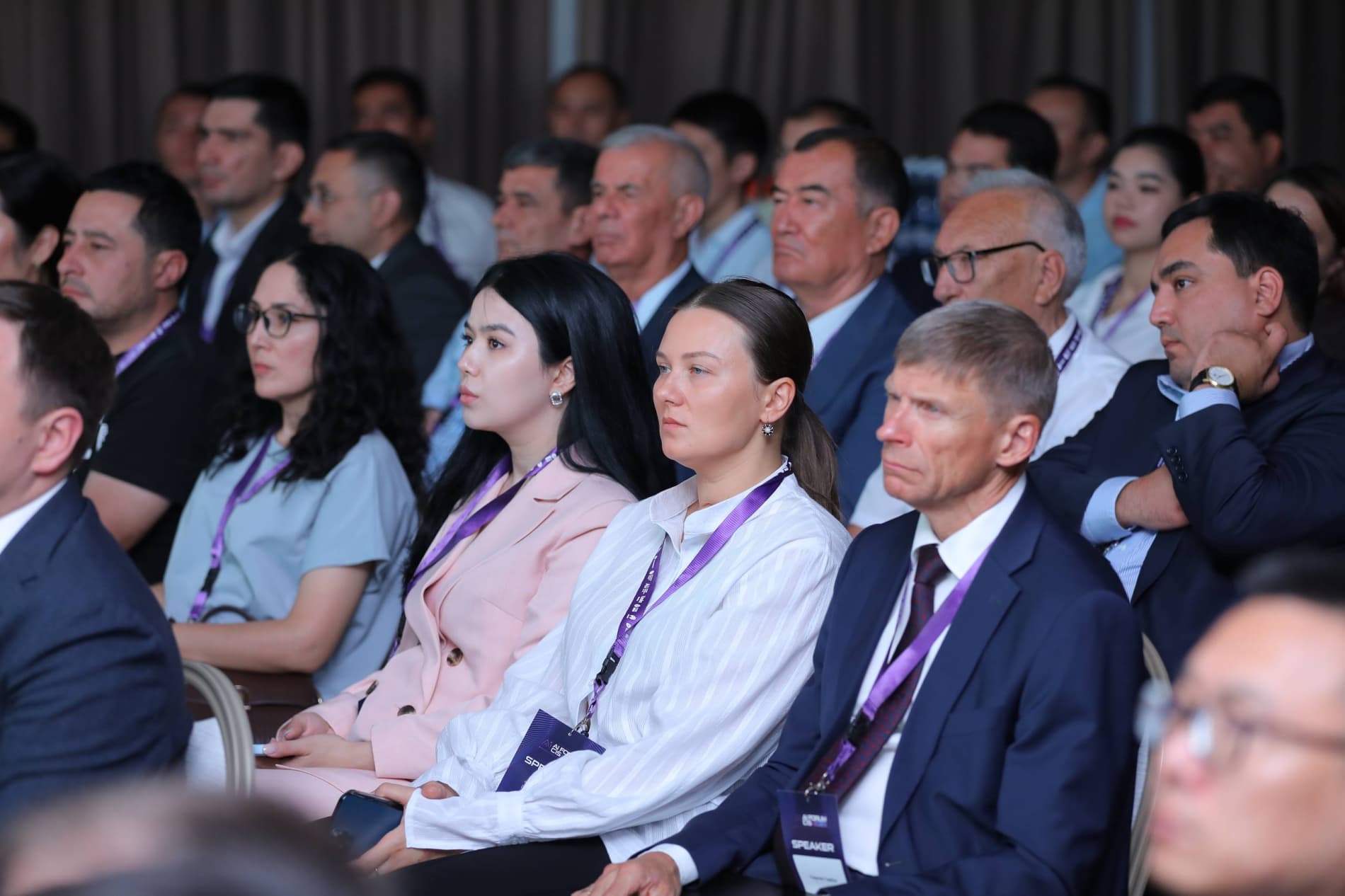 Samarqanddagi sun’iy intellekt bo‘yicha xalqaro forumda muhim sessiyalar bo‘lib o‘tmoqda