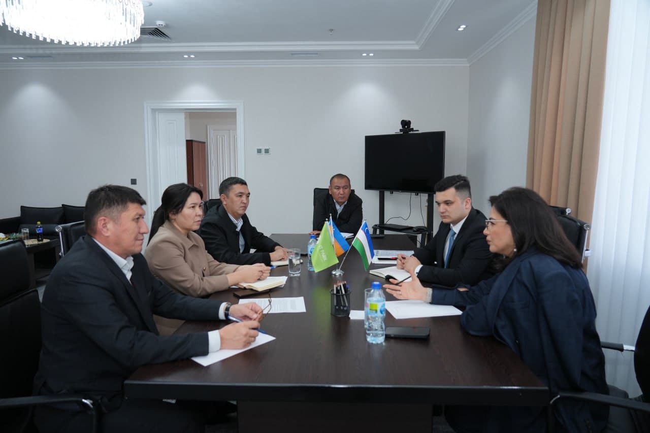 Qoraqalpog‘iston Respublikasida xotin-qizlarning IT sohasidagi salohiyatini oshirishga yordam berilmoqda