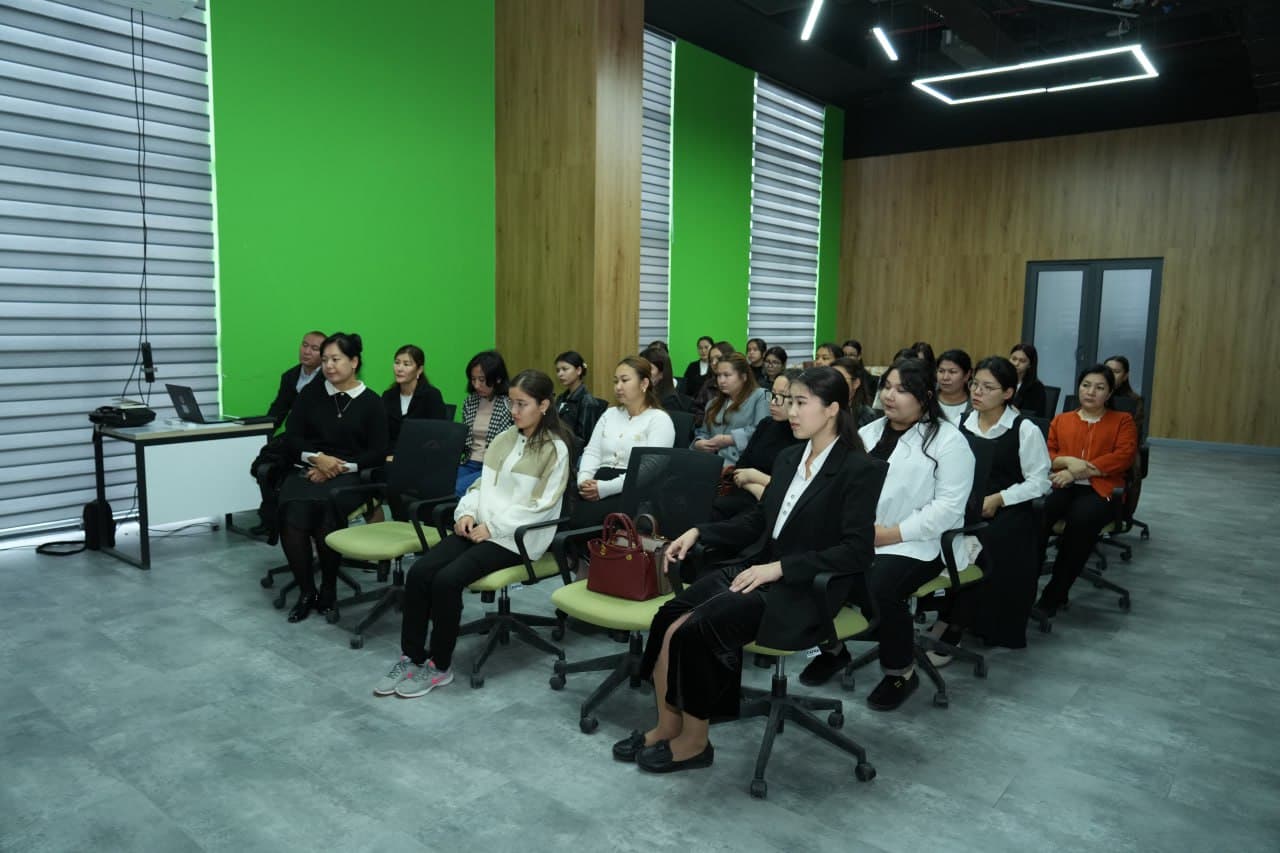 Qoraqalpog‘iston Respublikasida xotin-qizlarning IT sohasidagi salohiyatini oshirishga yordam berilmoqda