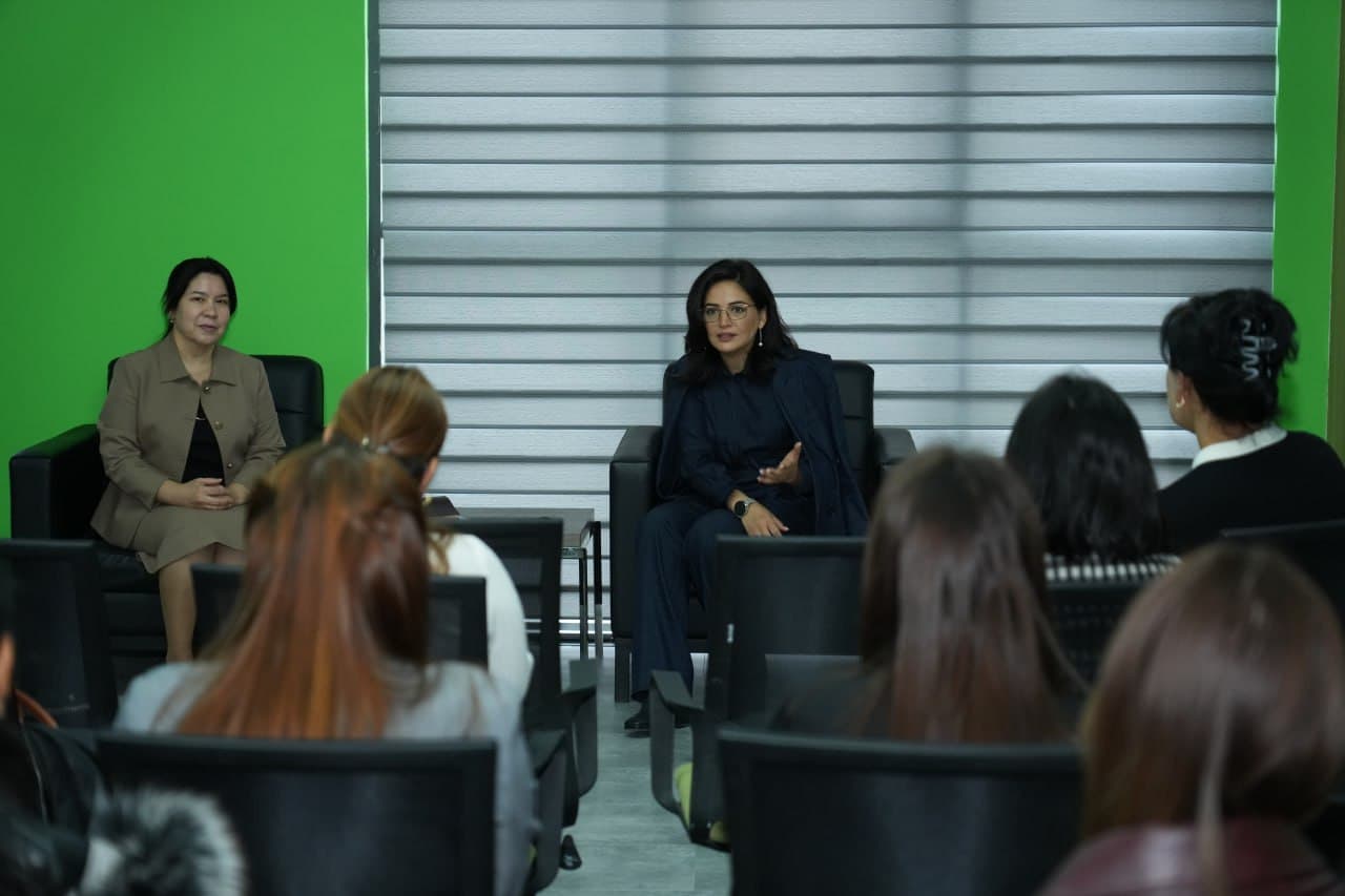 Qoraqalpog‘iston Respublikasida xotin-qizlarning IT sohasidagi salohiyatini oshirishga yordam berilmoqda