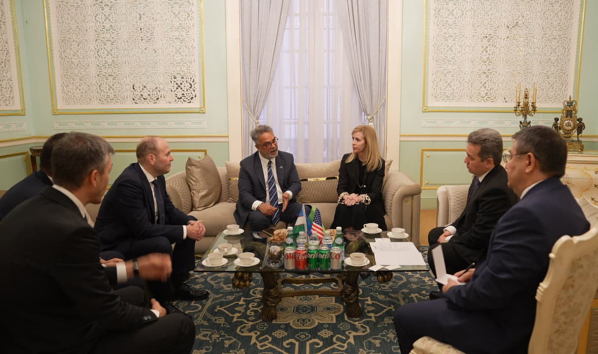 Viasat kompaniyasi bilan sun’iy yo‘ldosh texnologiyalarini rivojlantirish bo‘yicha hamkorlik yo‘lga qo‘yildi