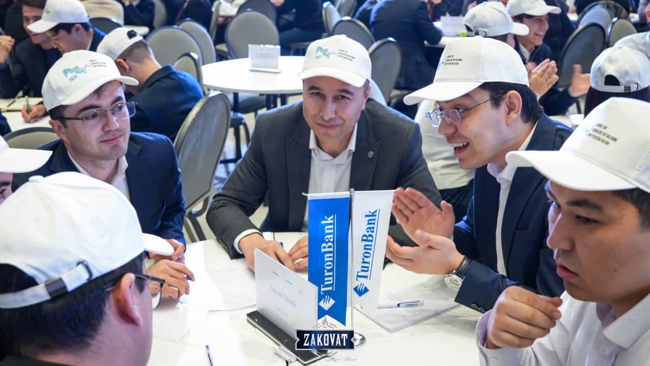 Vazirlik jamoasi “Zakovat” intellektual o‘yinida 1-o‘rinni egalladi