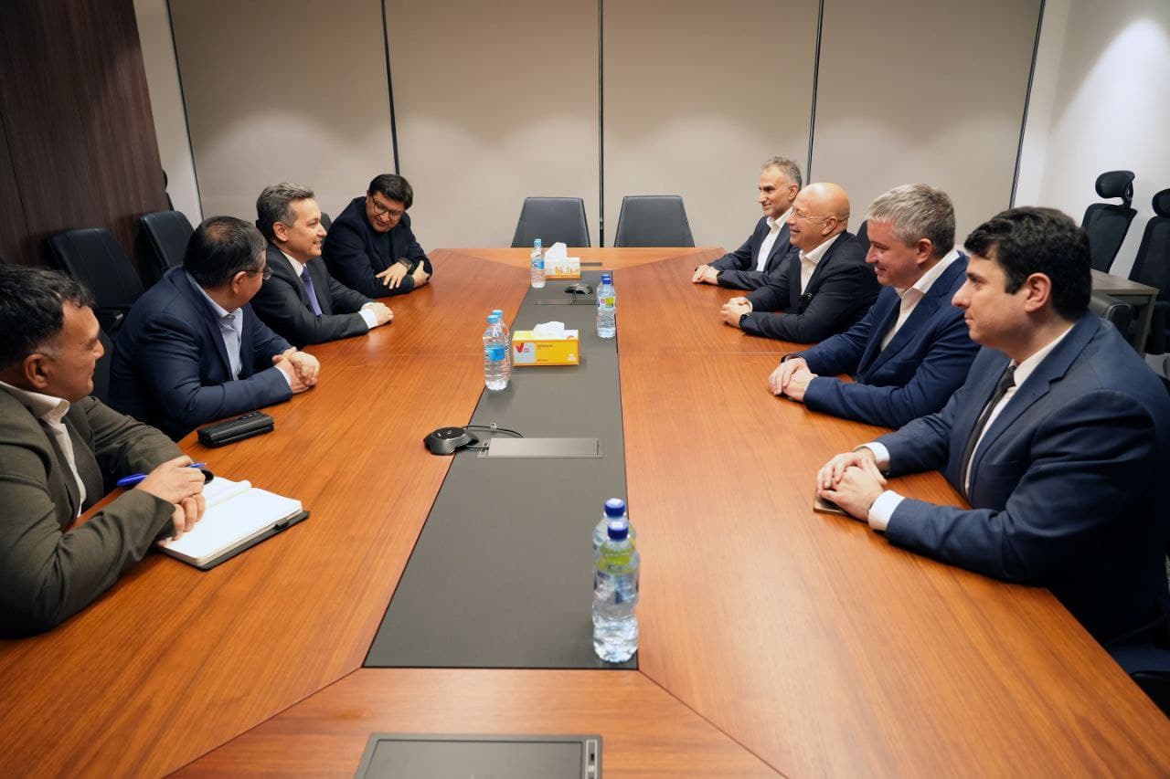 Beeline Uzbekistan tarmog‘i uchun yangi monitoring va boshqaruv markazi taqdim etildi