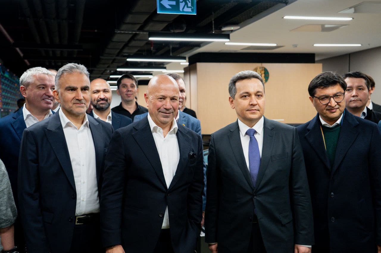 Beeline Uzbekistan tarmog‘i uchun yangi monitoring va boshqaruv markazi taqdim etildi