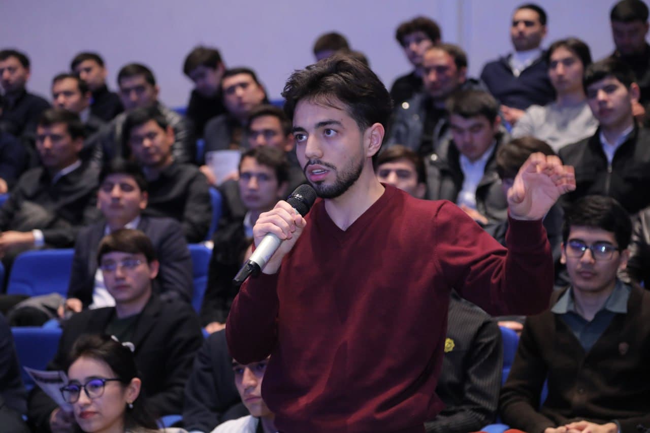 “Yoshlar kuni”: AT sohasidagi yoshlar bilan uchrashuv o‘tkazildi