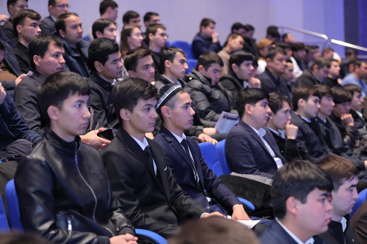 “Yoshlar kuni”: AT sohasidagi yoshlar bilan uchrashuv o‘tkazildi