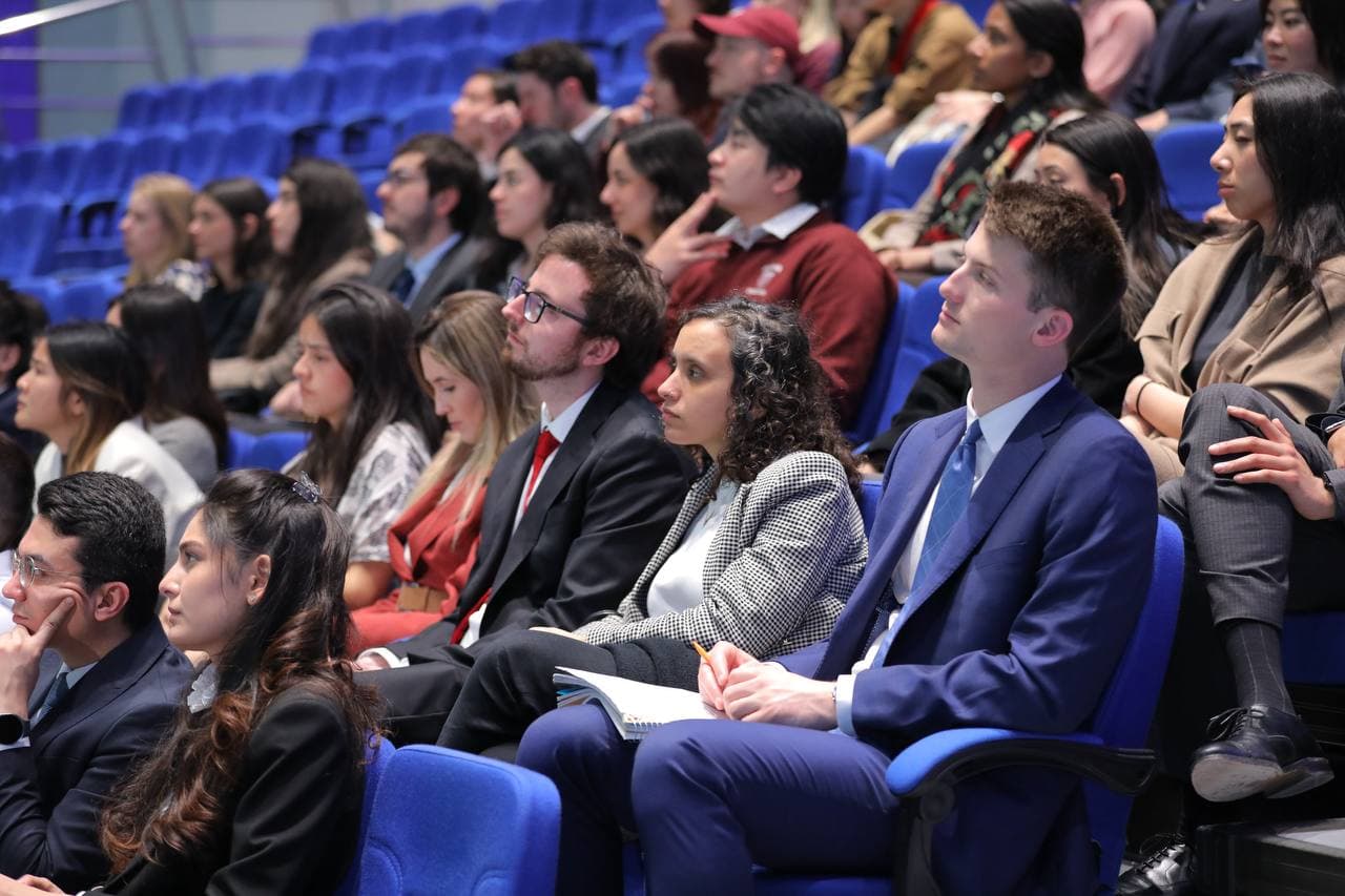 AQSHda tahsil olayotgan xalqaro talabalar guruhi O‘zbekistonning raqamli ekotizimi bilan tanishdi