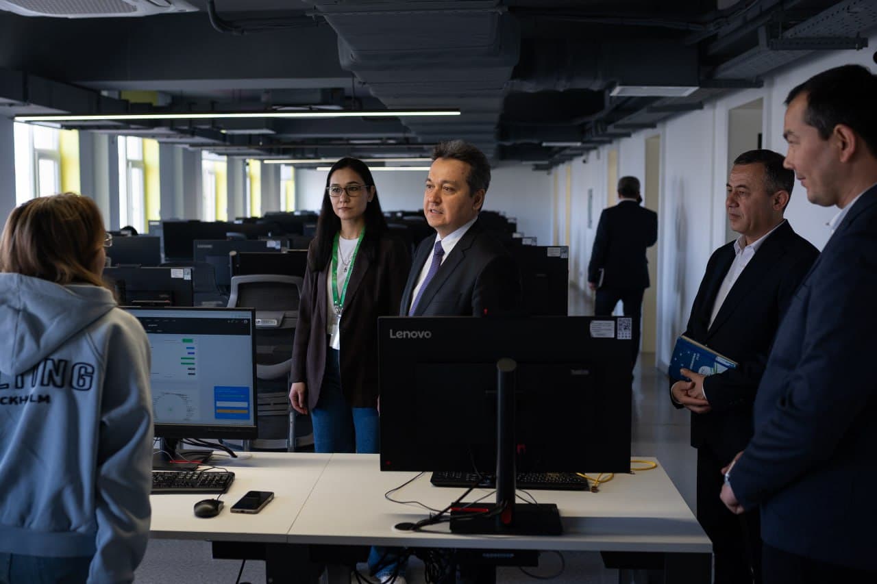 Samarqandlik iqtidorli yoshlar bilan yangi startap g‘oya va imkoniyatlar muhokama qilindi