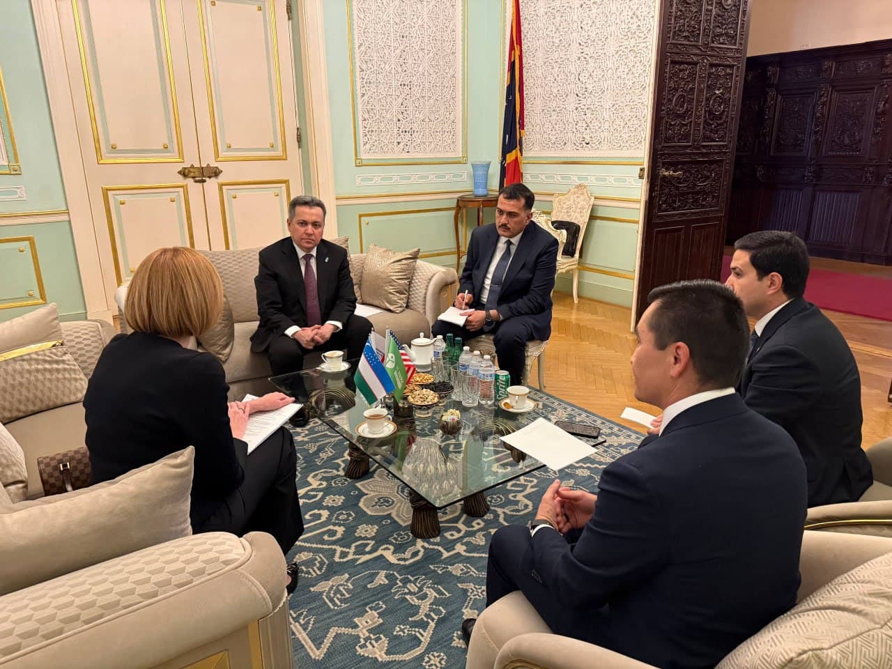 “Oracle” kompaniyasi bilan raqamli transformatsiya va bulutli texnologiyalar bo'yicha fikr almashildi